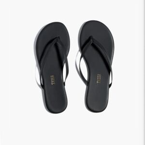 Tkees Lily Vegan Sandal in Black size 8 / Eur 39